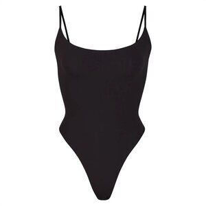 SKIMS Fits Everybody Cami Thong Bodysuit (Onyx)